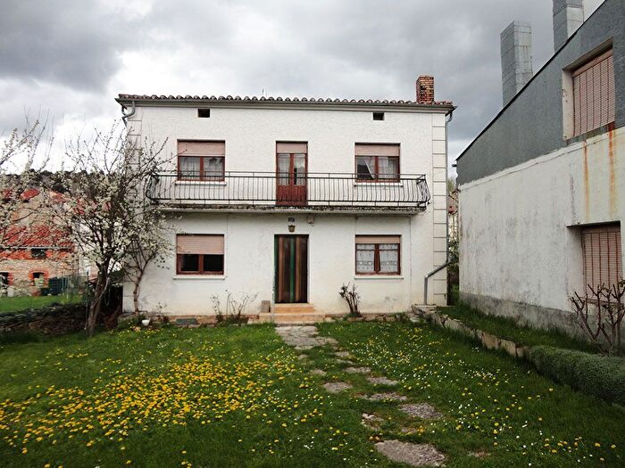 Casa en venta en Espejón, Soria de 6 habitaciones