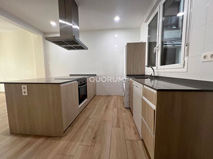 Casas en venta y pisos alquiler - 2