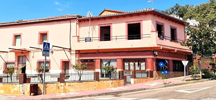 Casas en venta y pisos alquiler - 2