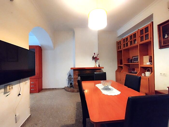 Casa en venta en Benilloba, Alicante de 4 habitaciones