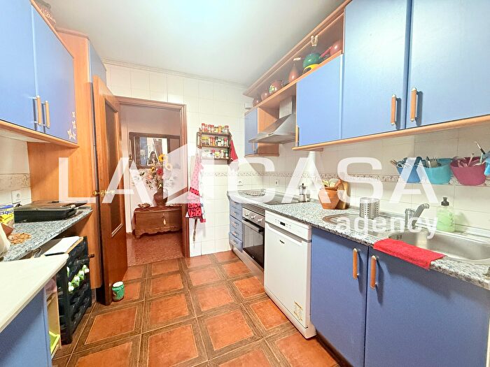 Casas en venta y pisos alquiler - 2