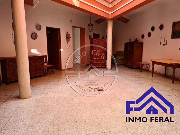 Casas en venta y pisos alquiler - 1
