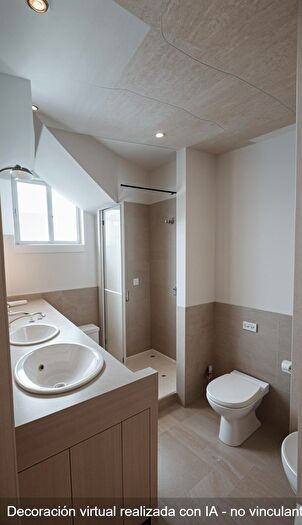 Casas en venta y pisos alquiler - 3