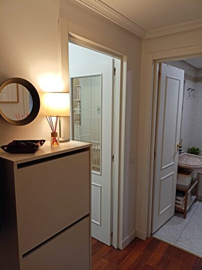 Casas en venta y pisos alquiler - 3