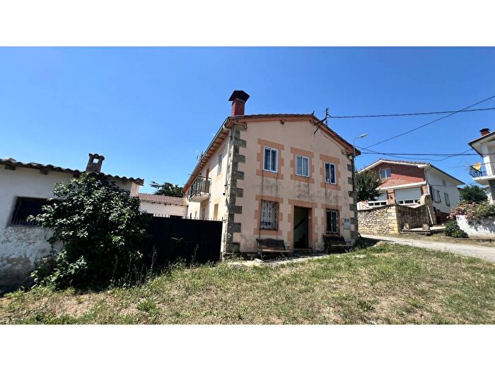 Casas en venta y pisos alquiler - 1