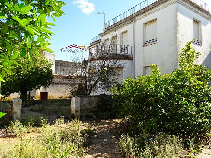 Casa en venta en Bollullos Par del Condado, Huelva de 7 habitaciones