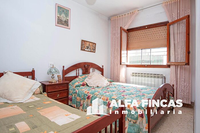 Casas en venta y pisos alquiler - 2