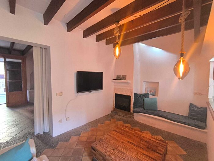 Casas en venta y pisos alquiler - 3