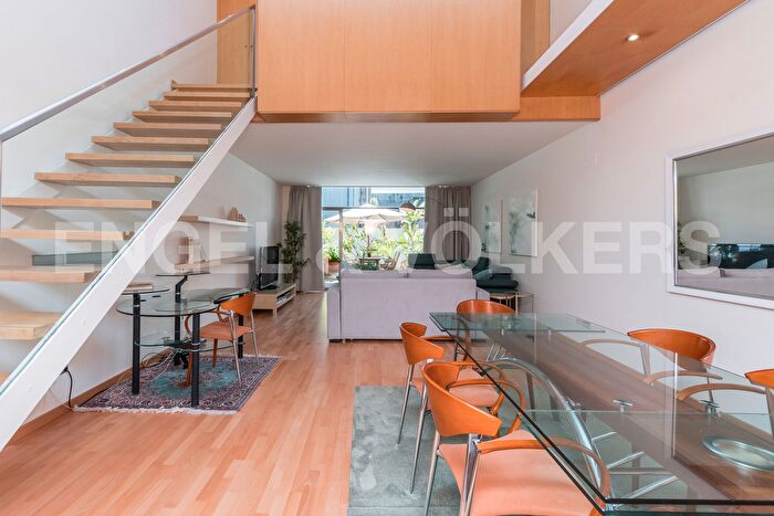 Casas en venta y pisos alquiler - 1