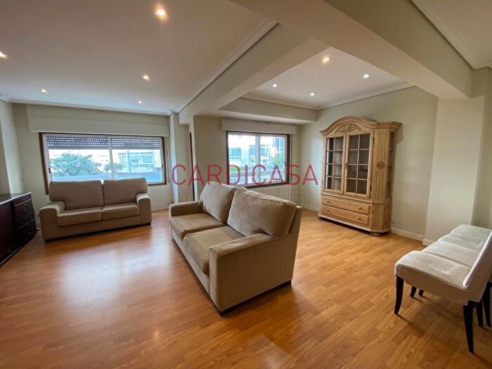 Piso en alquiler en Centro Urbano, Fátima de 4 habitaciones