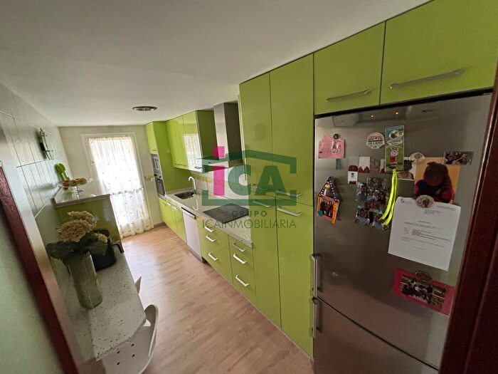 Casas en venta y pisos alquiler - 2