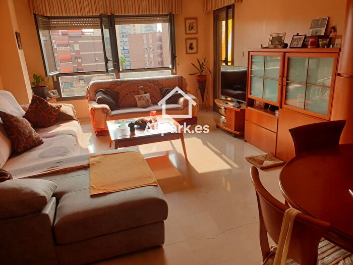 Piso en venta en Florida Ciudad de Asís, Florida Baja de 4 habitaciones