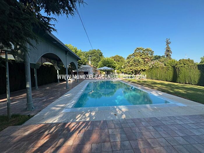 Casa en venta en Las Vegas Campoaras, Lucena de 4 habitaciones