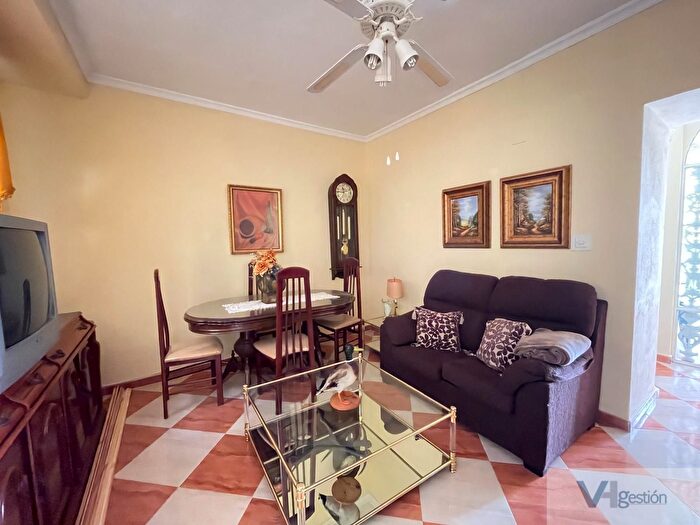 Casas en venta y pisos alquiler - 2