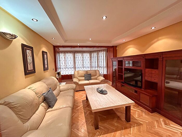 Casas en venta y pisos alquiler - 2