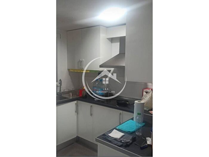 Piso en venta en El Puig, El Puig de Santa Maria de 4 habitaciones