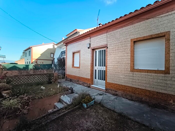 Casas en venta y pisos alquiler - 3