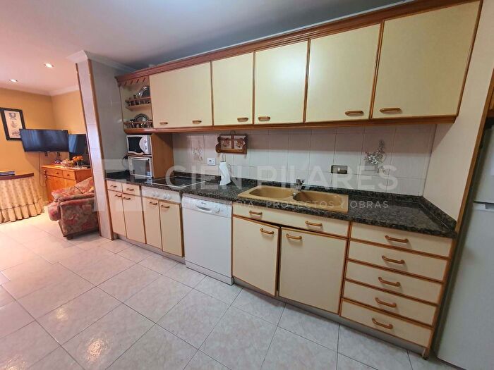 Casas en venta y pisos alquiler - 2