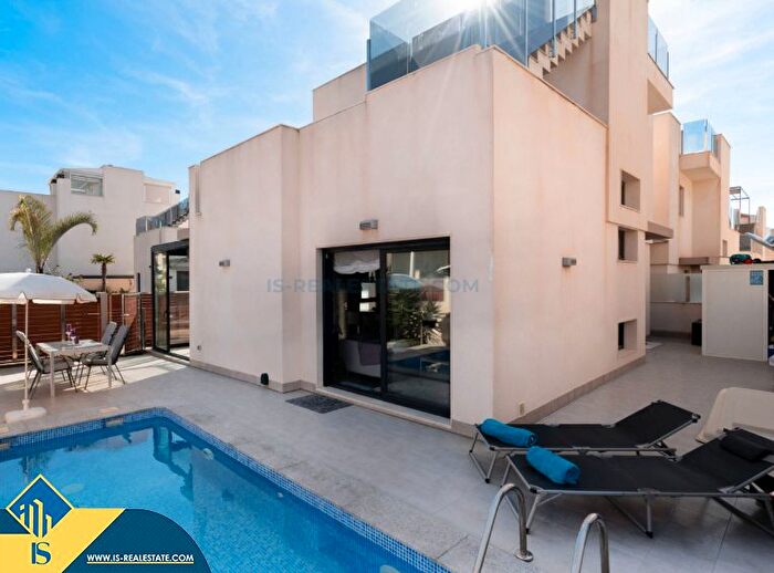 Casas en venta y pisos alquiler - 3