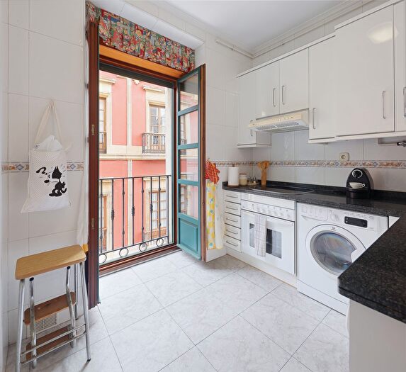 Casas en venta y pisos alquiler - 2