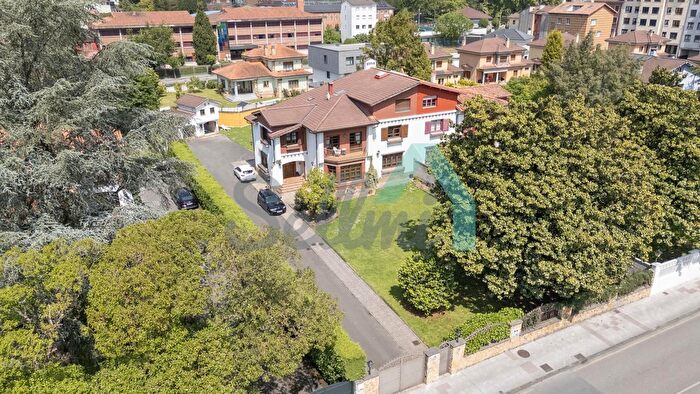 Casas en venta y pisos alquiler - 1