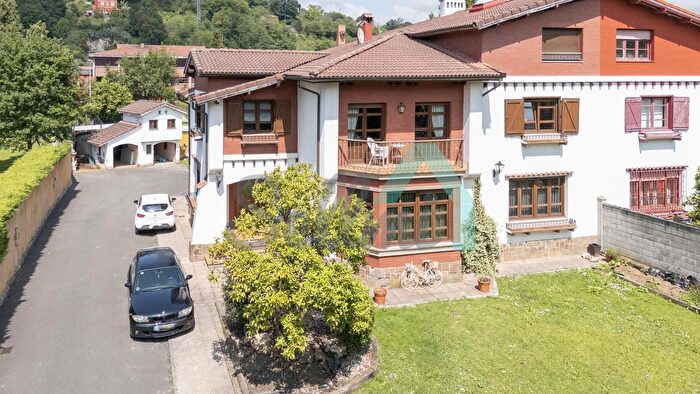 Casas en venta y pisos alquiler - 2