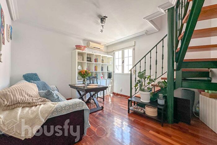 Casas en venta y pisos alquiler - 1