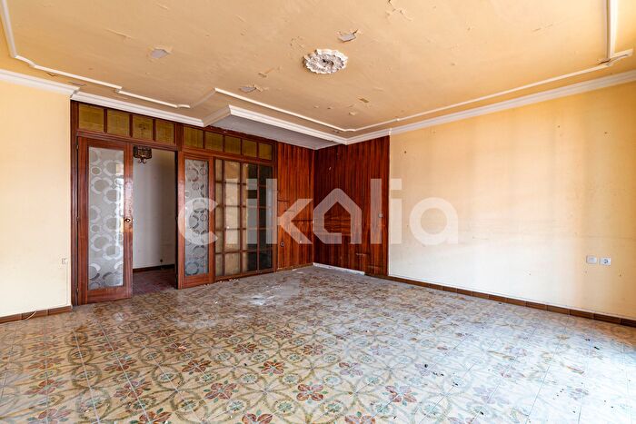 Casas en venta y pisos alquiler - 2