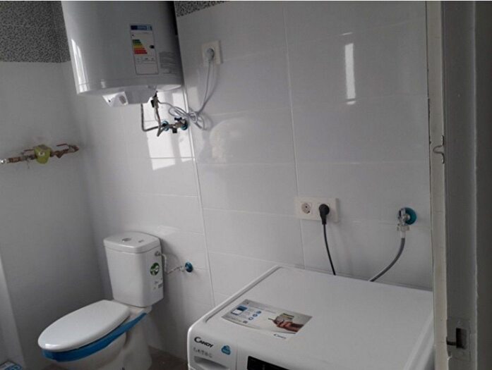 Casas en venta y pisos alquiler - 3