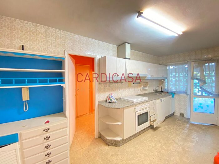 Casas en venta y pisos alquiler - 1