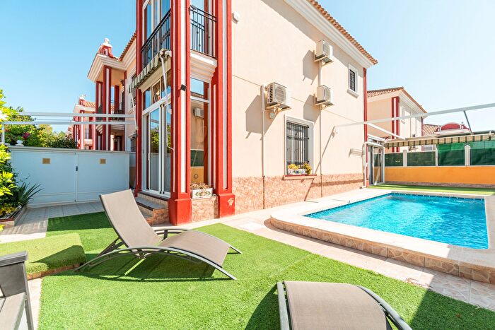 Casas en venta y pisos alquiler - 1