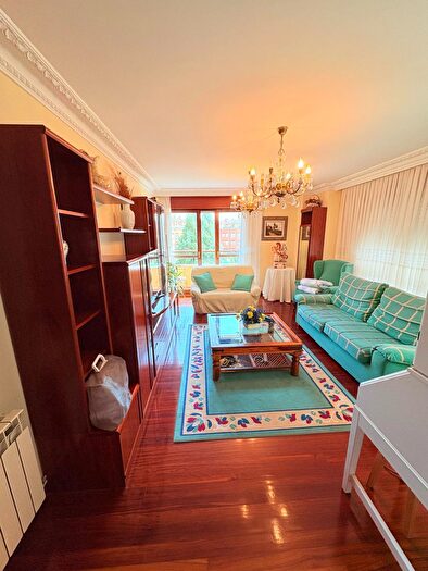 Casas en venta y pisos alquiler - 1
