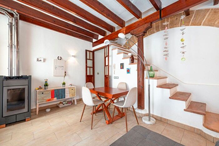 Casas en venta y pisos alquiler - 2