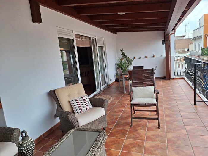 Piso en venta en Algemesí, Valencia de 3 habitaciones