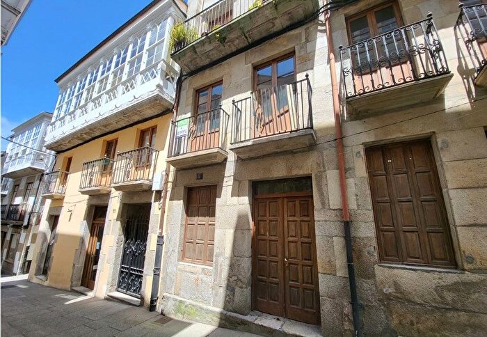 Casas en venta y pisos alquiler - 1