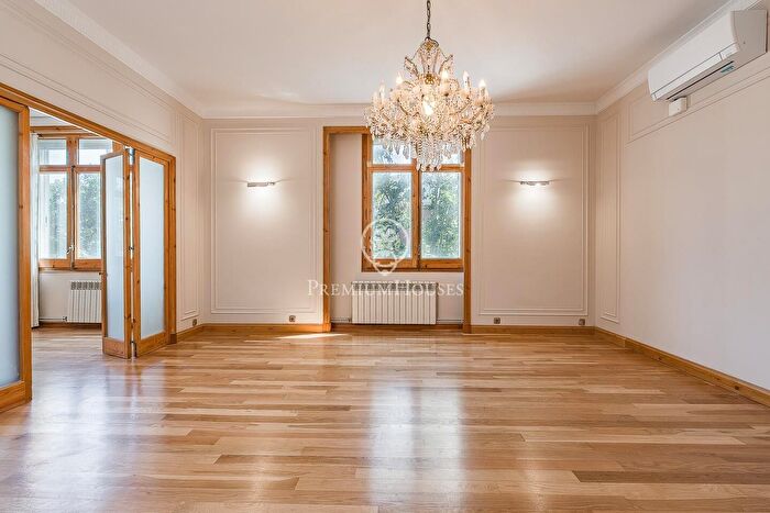 Casas en venta y pisos alquiler - 1