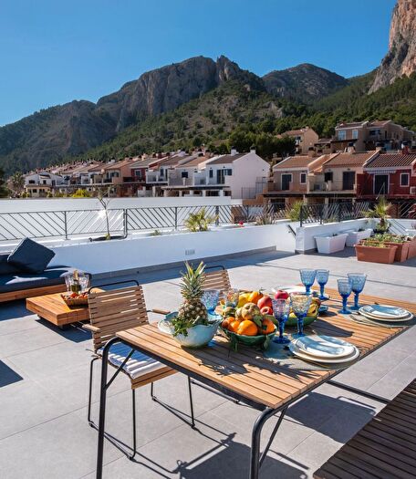 Casas en venta y pisos alquiler - 2