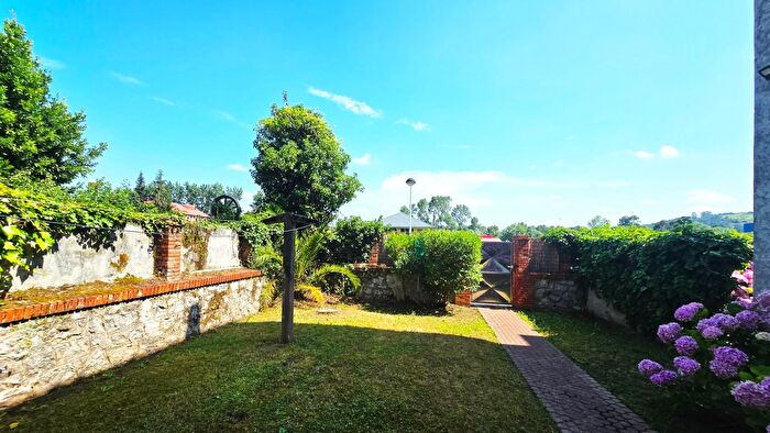 Casas en venta y pisos alquiler - 3
