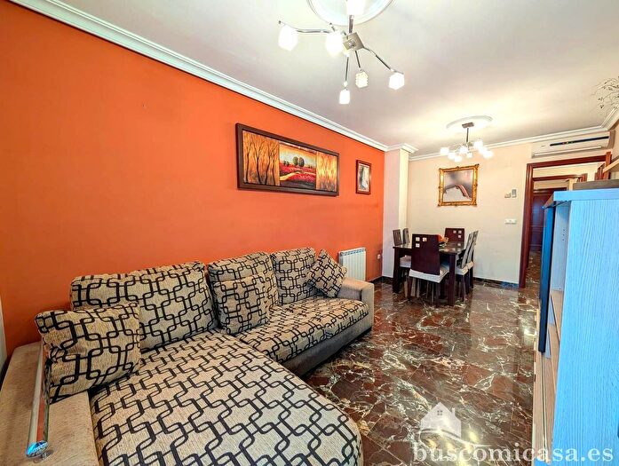 Casas en venta y pisos alquiler - 3