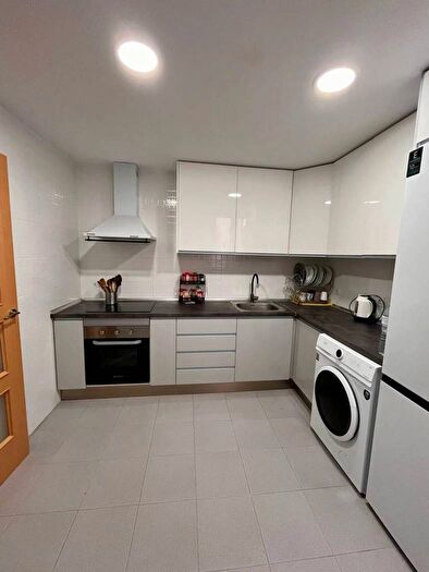 Casas en venta y pisos alquiler - 2