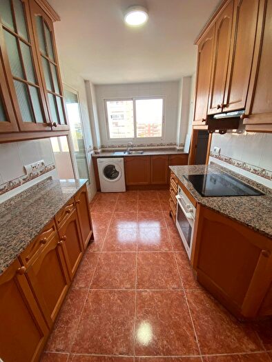 Casas en venta y pisos alquiler - 2