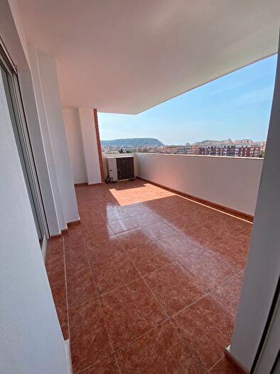 Piso en alquiler en Garbinet Vistahermosa, Nou Alacant de 4 habitaciones