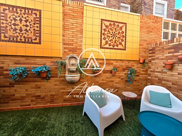 Casas en venta y pisos alquiler - 3