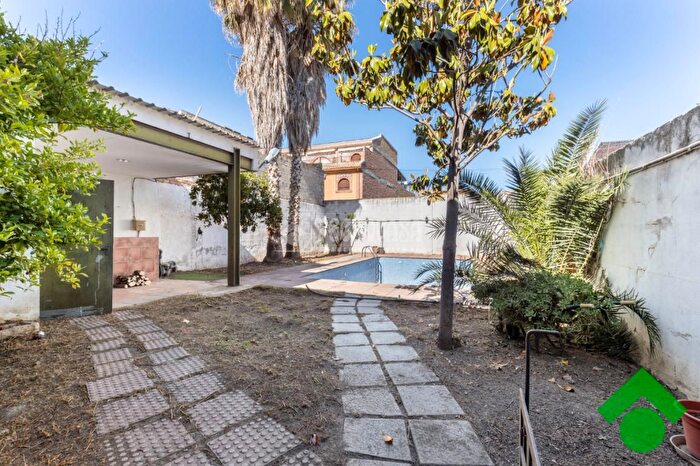 Casas en venta y pisos alquiler - 1