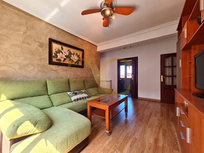 Casas en venta y pisos alquiler - 2