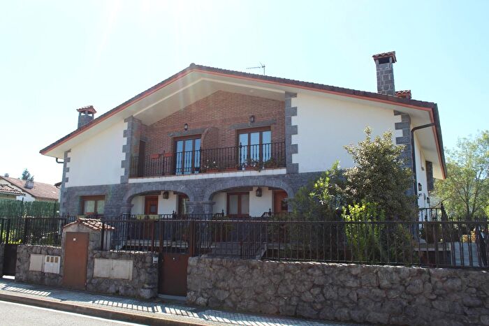 Casa en venta en Añorga Zubieta, Donostia San Sebastián de 6 habitaciones