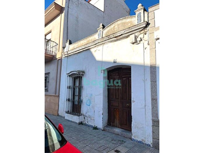Casas en venta y pisos alquiler - 1