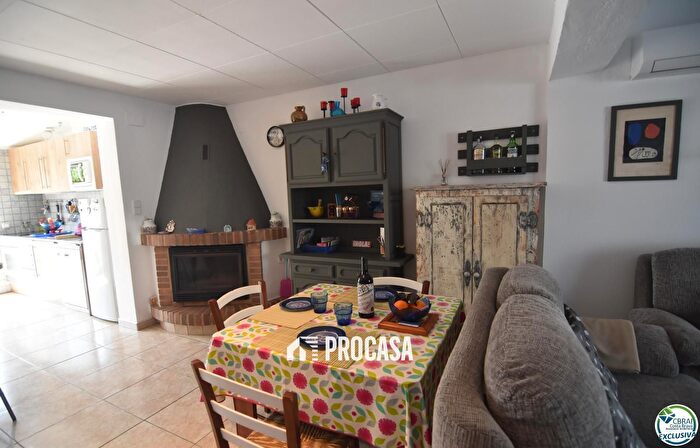 Casas en venta y pisos alquiler - 2