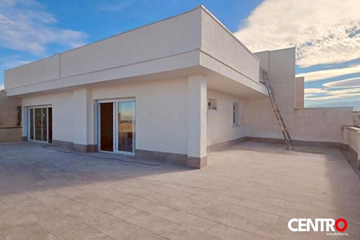 Piso en venta en San Cayetano, Churriana de la Vega de 2 habitaciones
