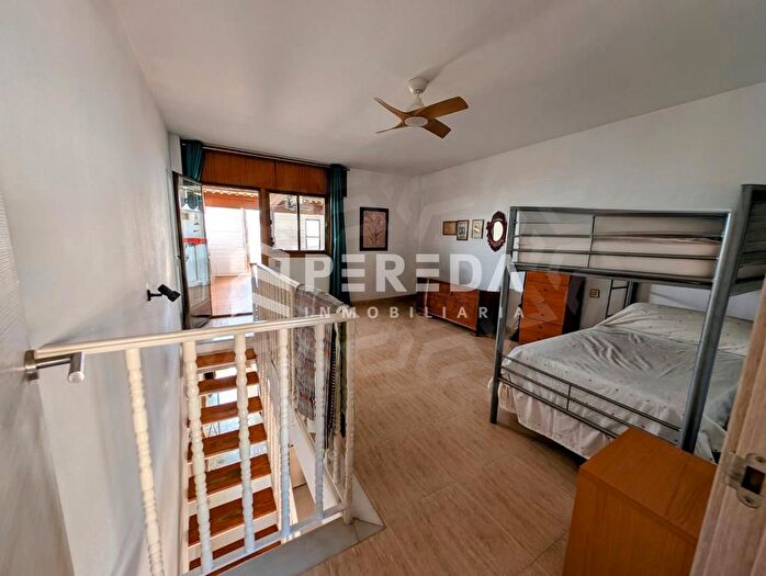 Casas en venta y pisos alquiler - 3